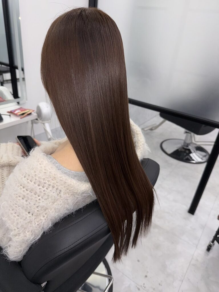 ショコラブラウンで叶う美髪ロング