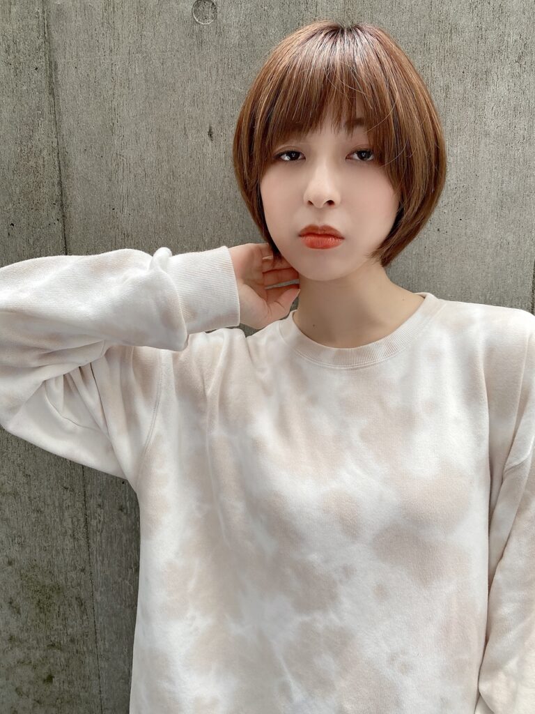 大人可愛い丸みマッシュショート