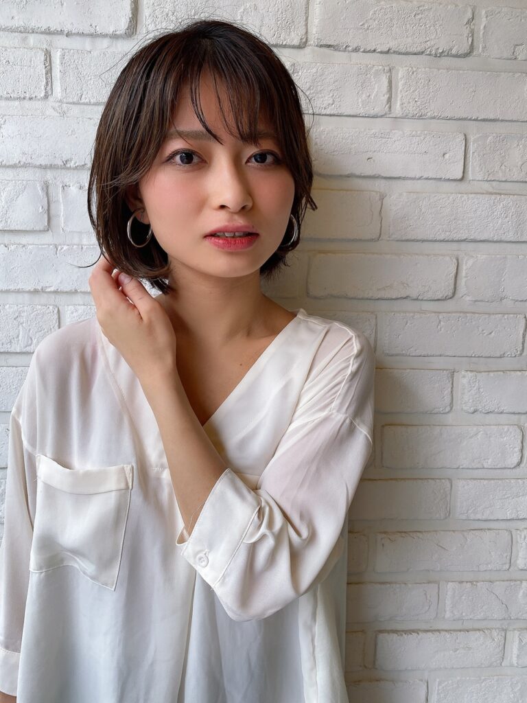 大人っぽい艶ワンレンボブ