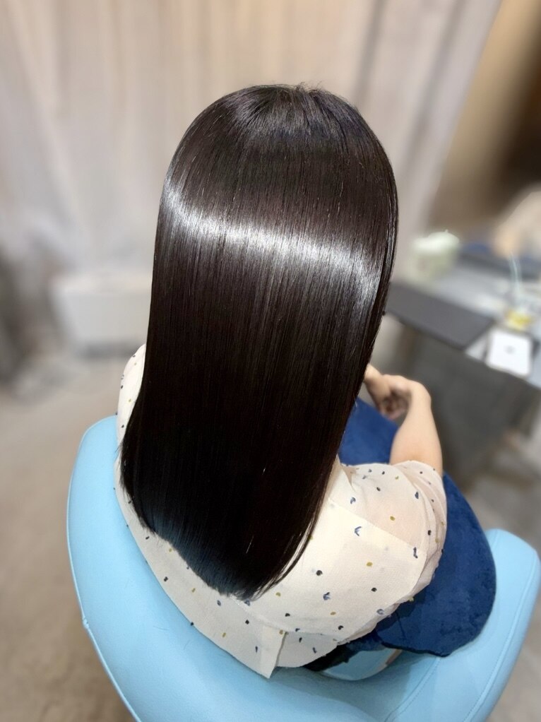 メテオ縮毛矯正で叶える極艶ストレート